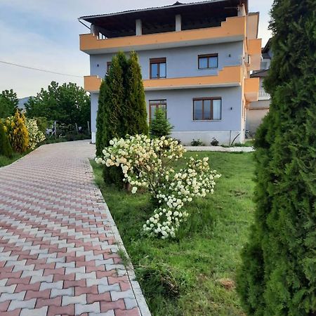 Sun& Relax Home Korça Exteriör bild